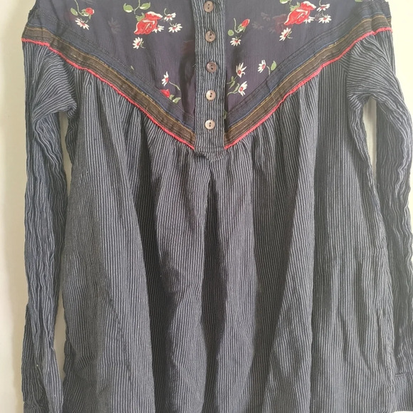 Free People Hearts & Colors Top Blouse Size XS Navy Blue - Picture 2 of 8